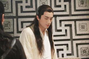 导演爆料林更新赵丽颖视频,甜蜜互动引网友热议  第2张